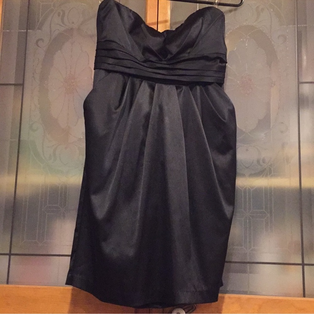 Black Formal Strapless Mini Dress with Bow Size 13 - Picture 3 of 10